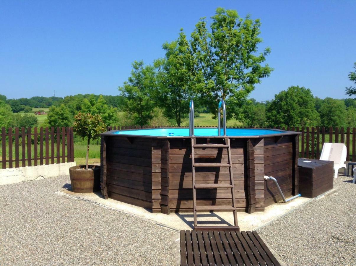 Maison Loubignac At Les Vergnes Gites Exideuil-sur-Vienne 외부 사진